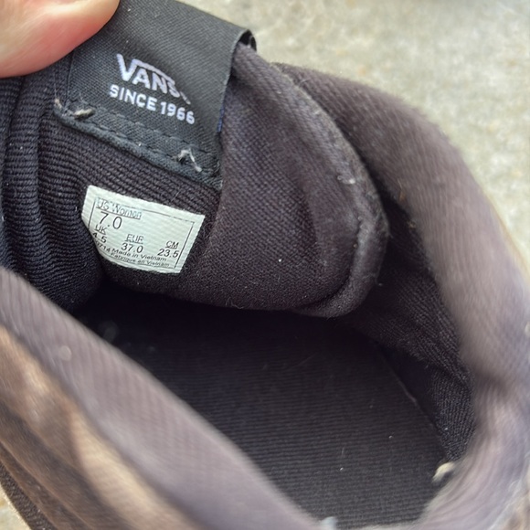 Vans Hightops - Picture 12 of 12